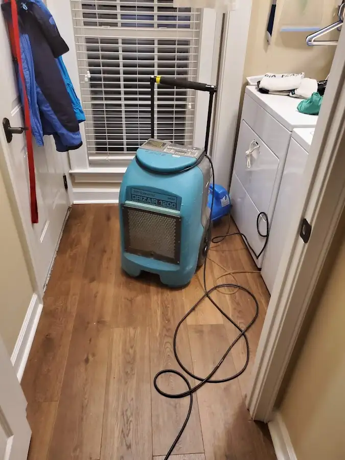 Commercial dehumidifier deployed for Flood Damage Cleanup in East Port Orchard
